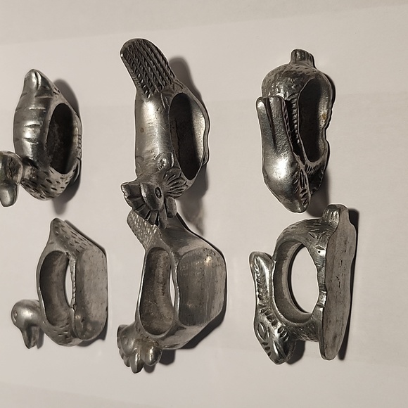 Napkin Rings set of 6 Easter Themed - Picture 3 of 9